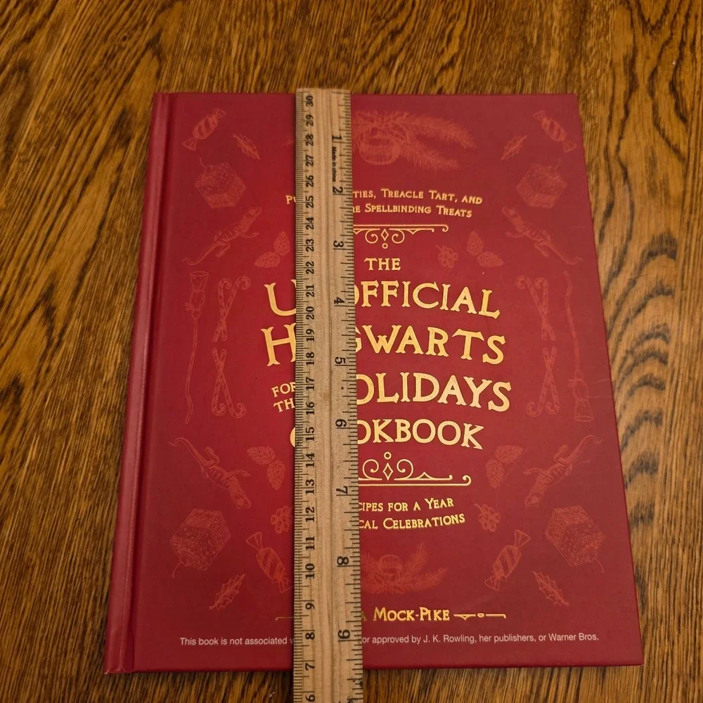 Unofficial Hogwarts for the Holidays Cookbook Rita Mock-Pike Hardcover Recipes